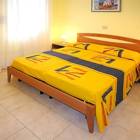 Azalea Apartment Bibione