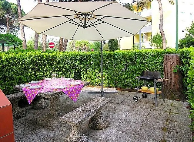 Azalea Apartment Bibione